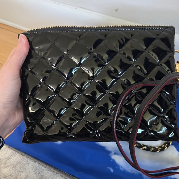 MZ Wallace Crosby Pippa Black Patent  Quilted Bag - Picture 3 of 6
